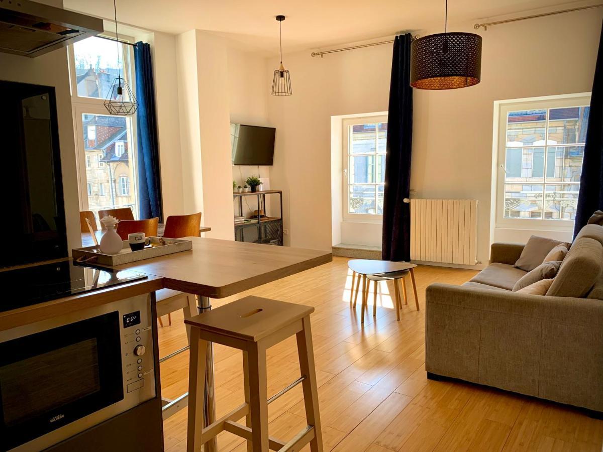 Les Fabuleux Appartements Du Coeur De Ville - Place Victor Hugo Besancon Bagian luar foto