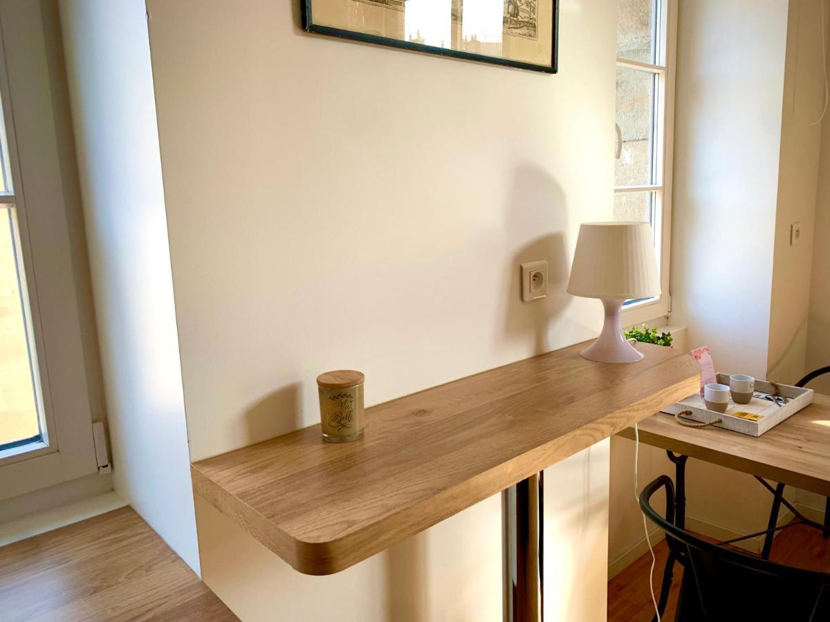 Les Fabuleux Appartements Du Coeur De Ville - Place Victor Hugo Besancon Bagian luar foto