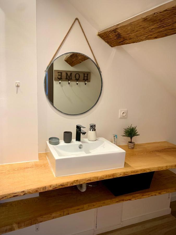 Les Fabuleux Appartements Du Coeur De Ville - Place Victor Hugo Besancon Bagian luar foto