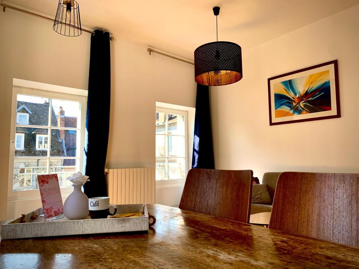 Les Fabuleux Appartements Du Coeur De Ville - Place Victor Hugo Besancon Bagian luar foto